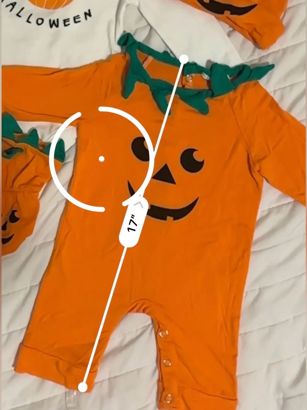My first Halloween 🎃 Onesie & Pumpkin 4-Piece Baby Costume Set